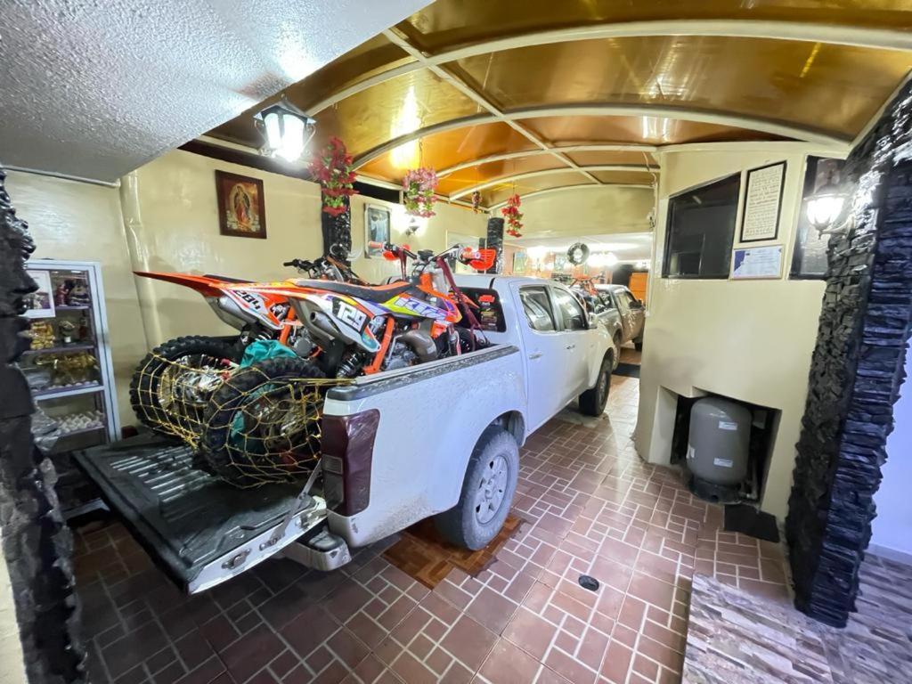 Hostal Rosita Latacunga Esterno foto