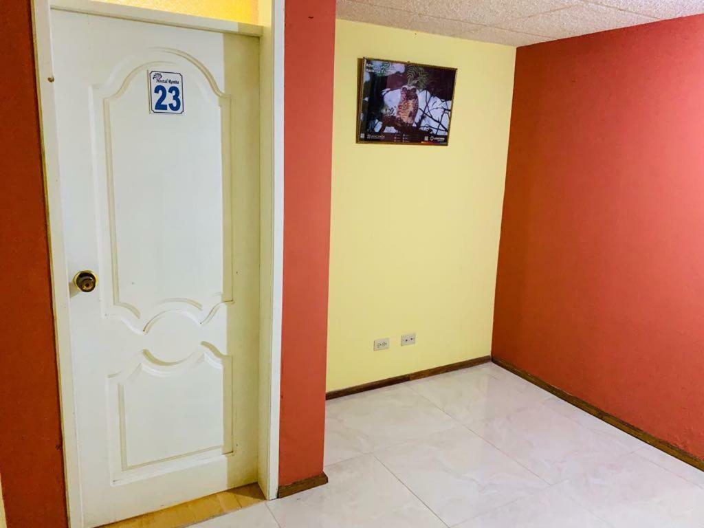 Hostal Rosita Latacunga Esterno foto